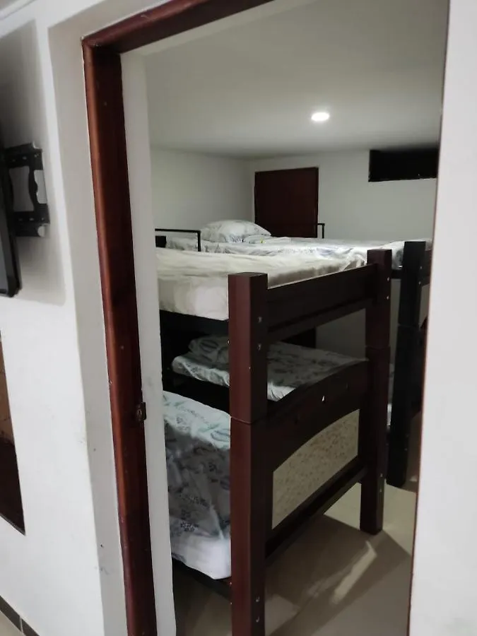 Hostal Tejares Cali